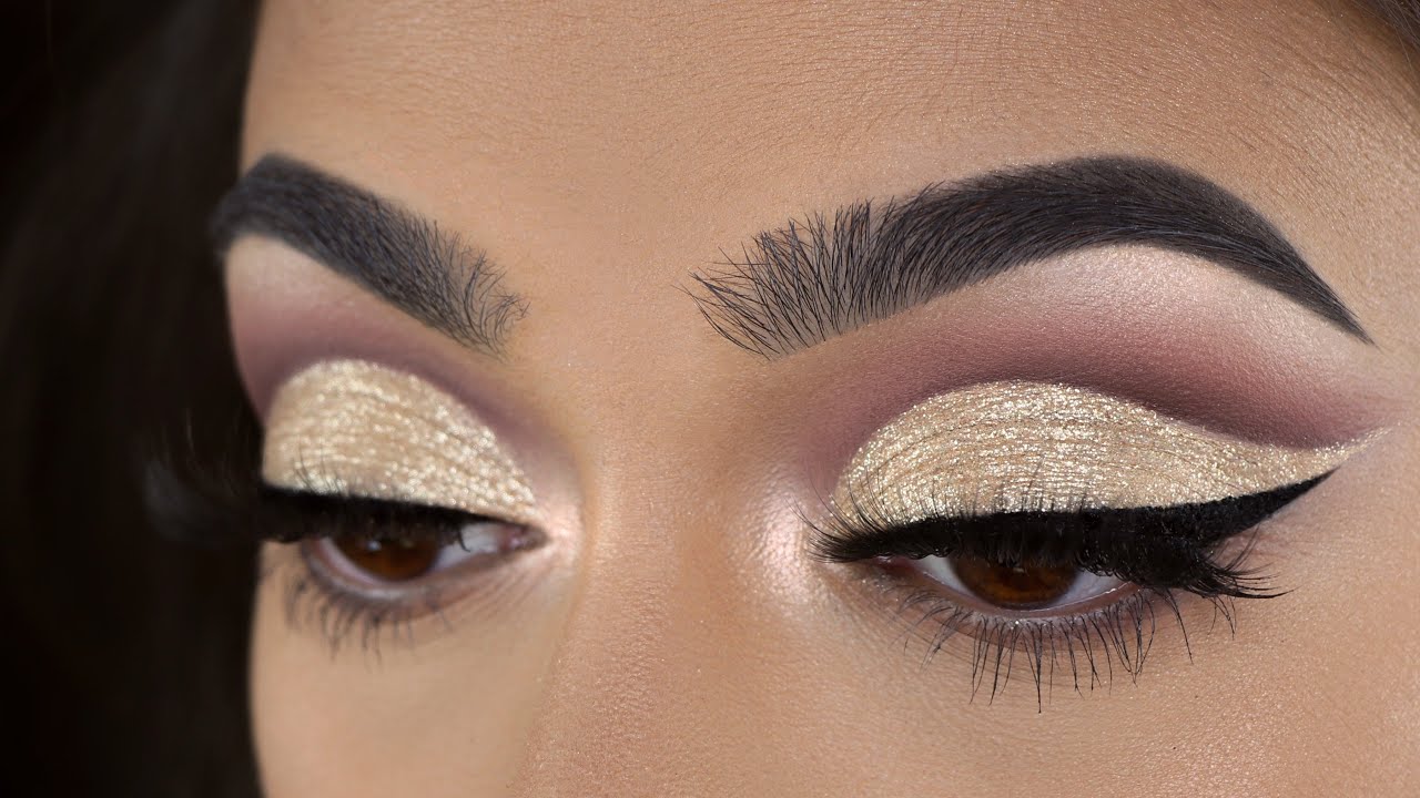 GOLD CUT CREASE TUTORIAL | Chelseasmakeup