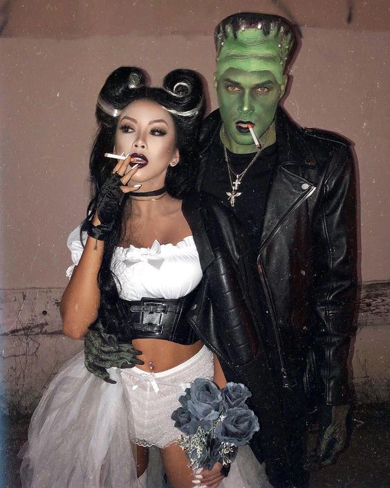 amazing Halloween couple costumes sexy