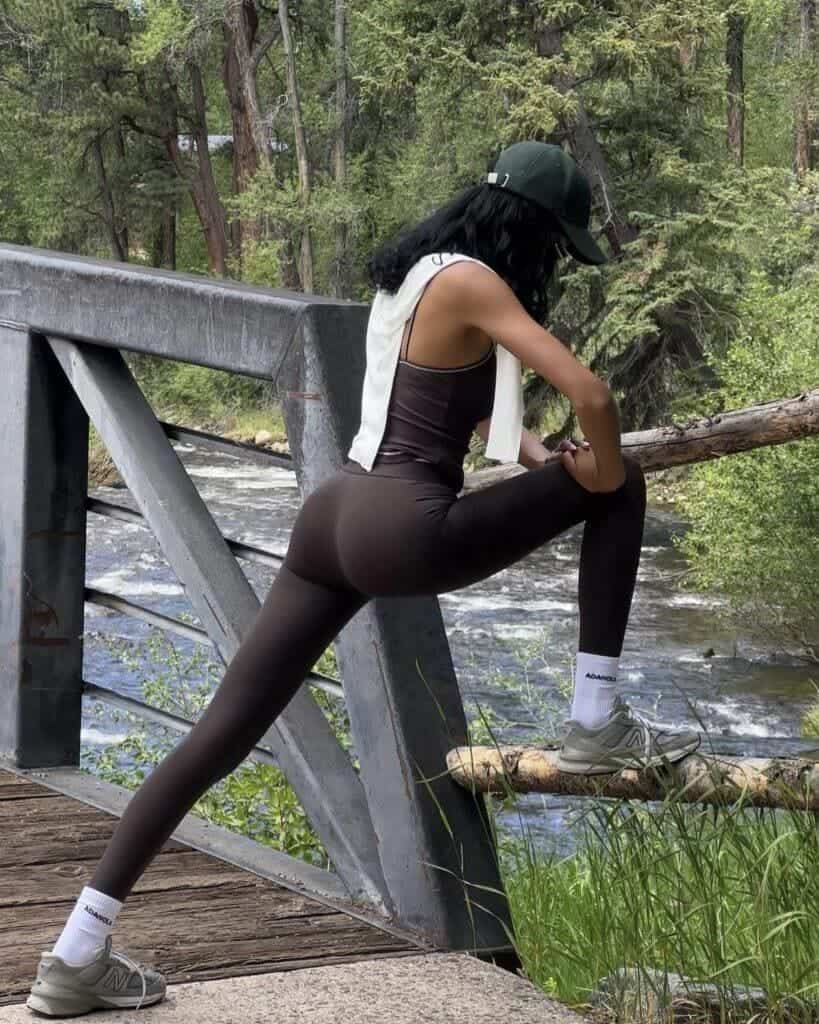 Hiking Athletic Outfit Ideas