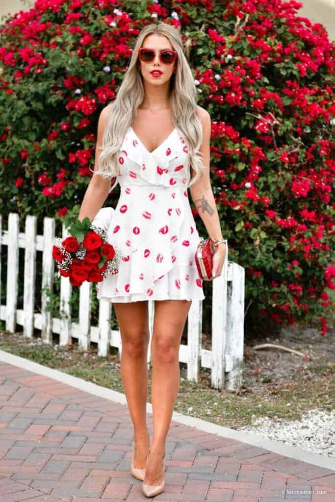 best date night valentine look white dress with hearts