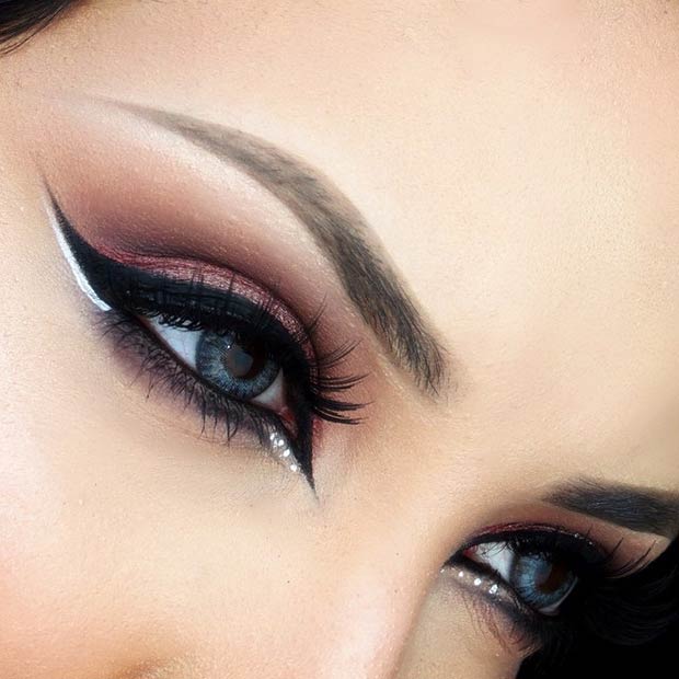 Black Eyeliner with a Pop of White