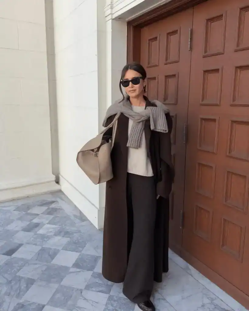 brown old money winter outfit