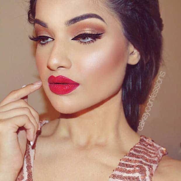 Simple Classic Makeup Look for Holidays and New Years Eve