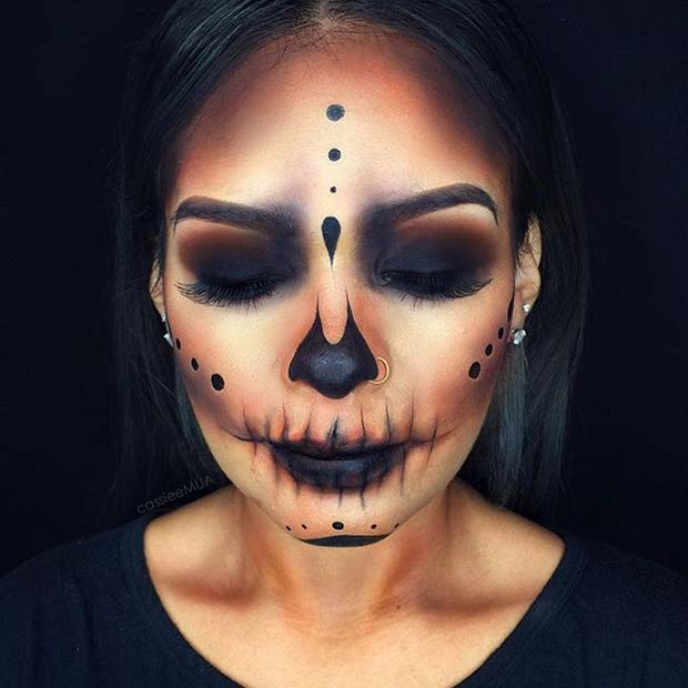 Dark Skull for Creepy Halloween Makeup Ideas