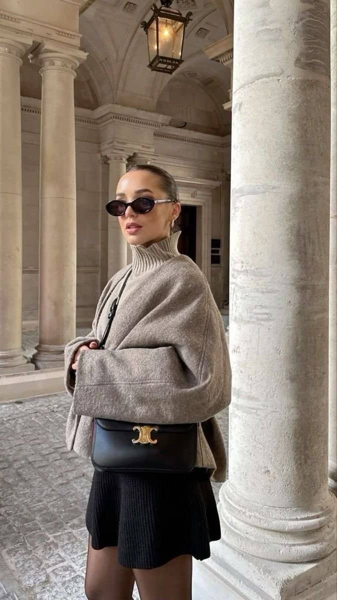 Chic Oversized Turtleneck Ensemble
