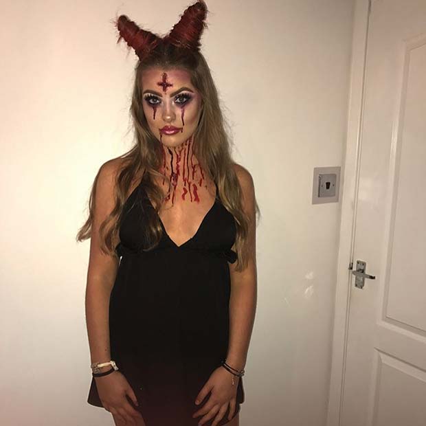 Creepy Demon Costume Idea for Women