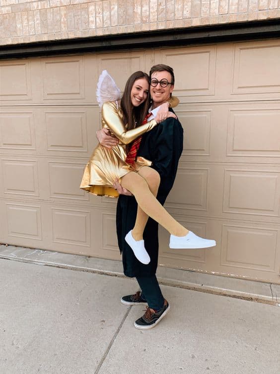 cute halloween couple costume diy harry potter and gold snitch
