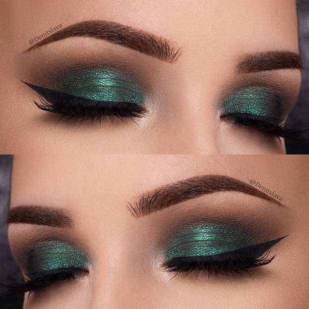 Green Eye Makeup Idea for Christmas