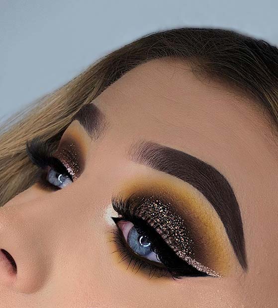 Dramatic Eye Makeup for NYE