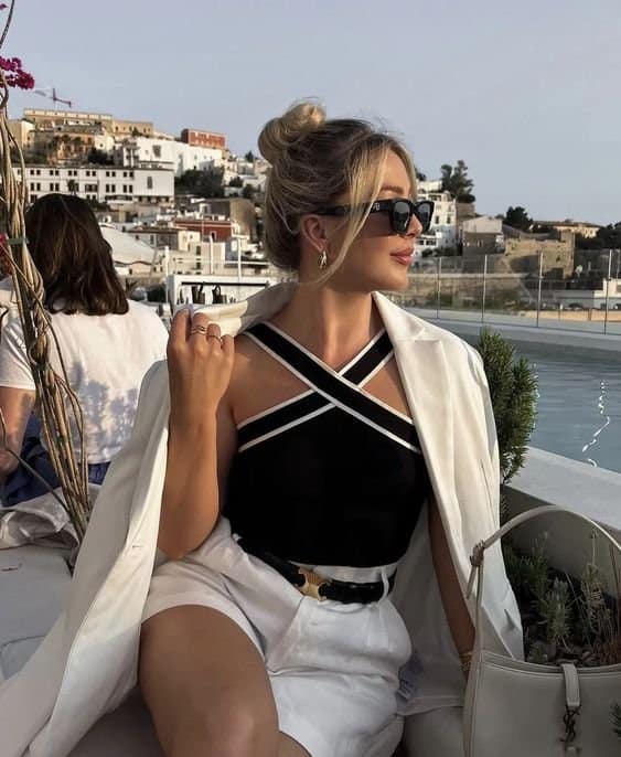 Monochrome Contrast Outfit