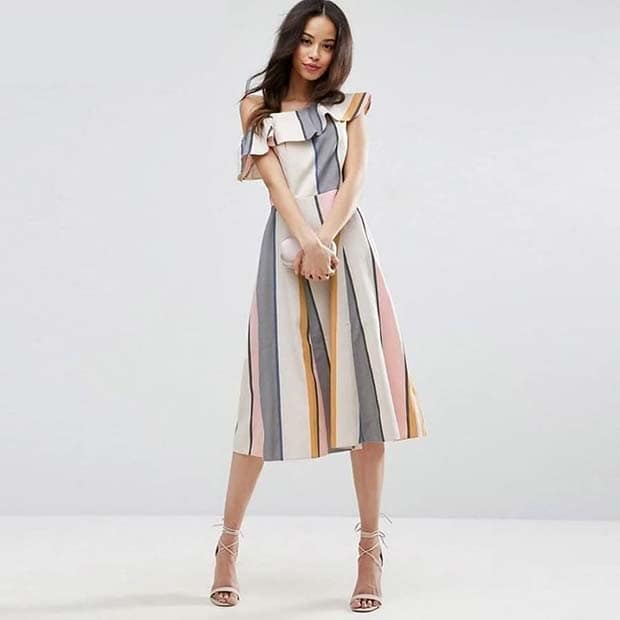 Ruffle Dress Work Outfit Idea