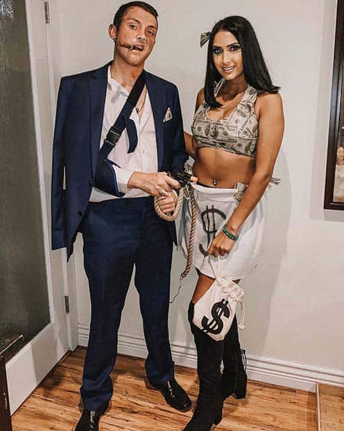 Robber and Loot Couples Costumes Idea