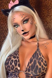 23 Alluring and Sexy Halloween Makeup Ideas