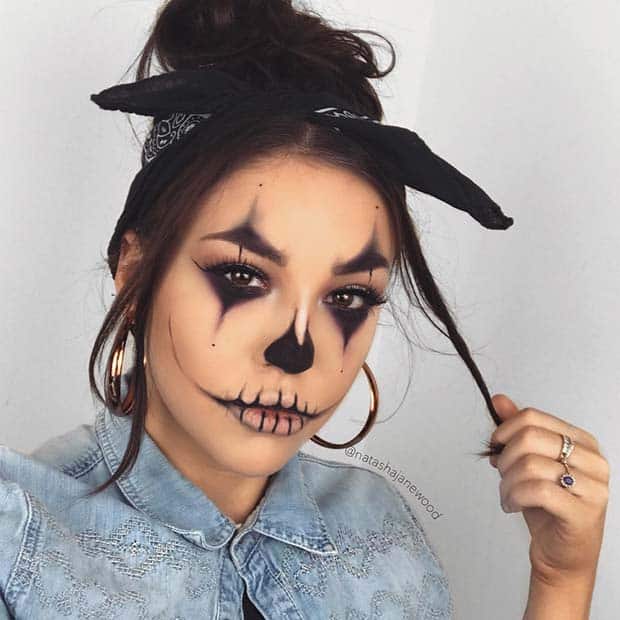 Easy Clown Makeup Look for Halloween