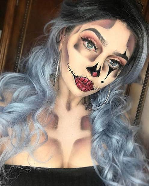 Skeletal Clown Costume Idea for Women