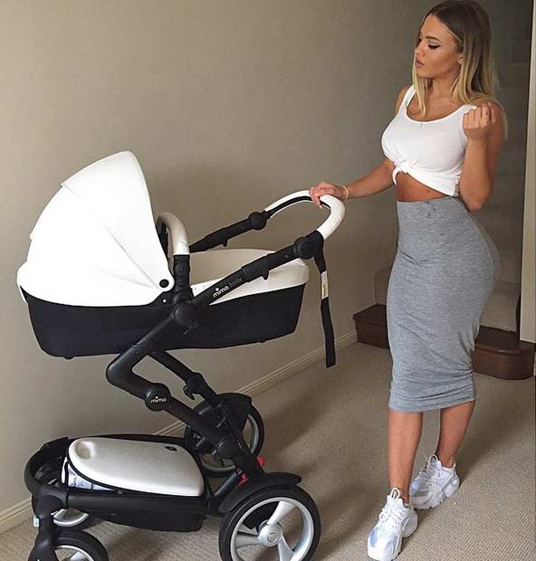 Stylish Casual Mommy Outfit