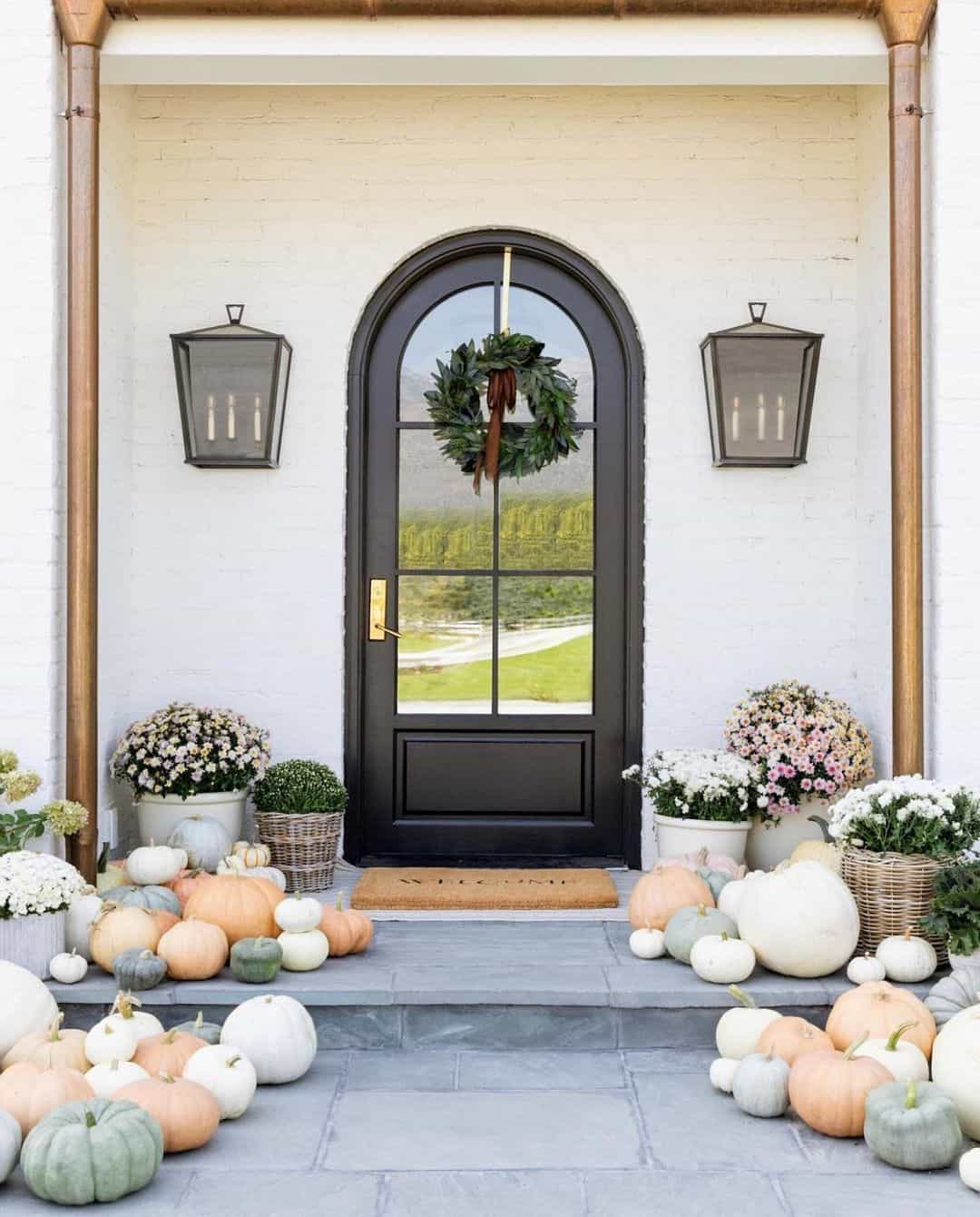 Abundant Pumpkin Decor