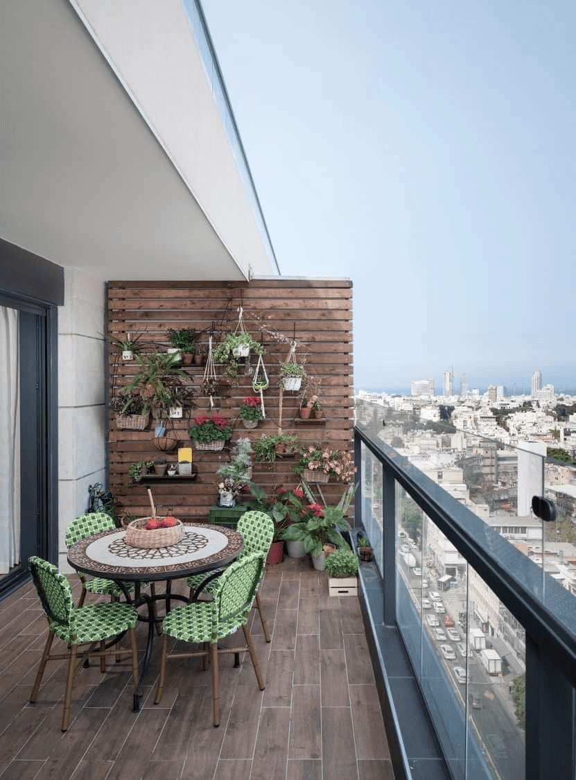 Balcony Dining Surrounded by Plants Feels Natural and Pleasant