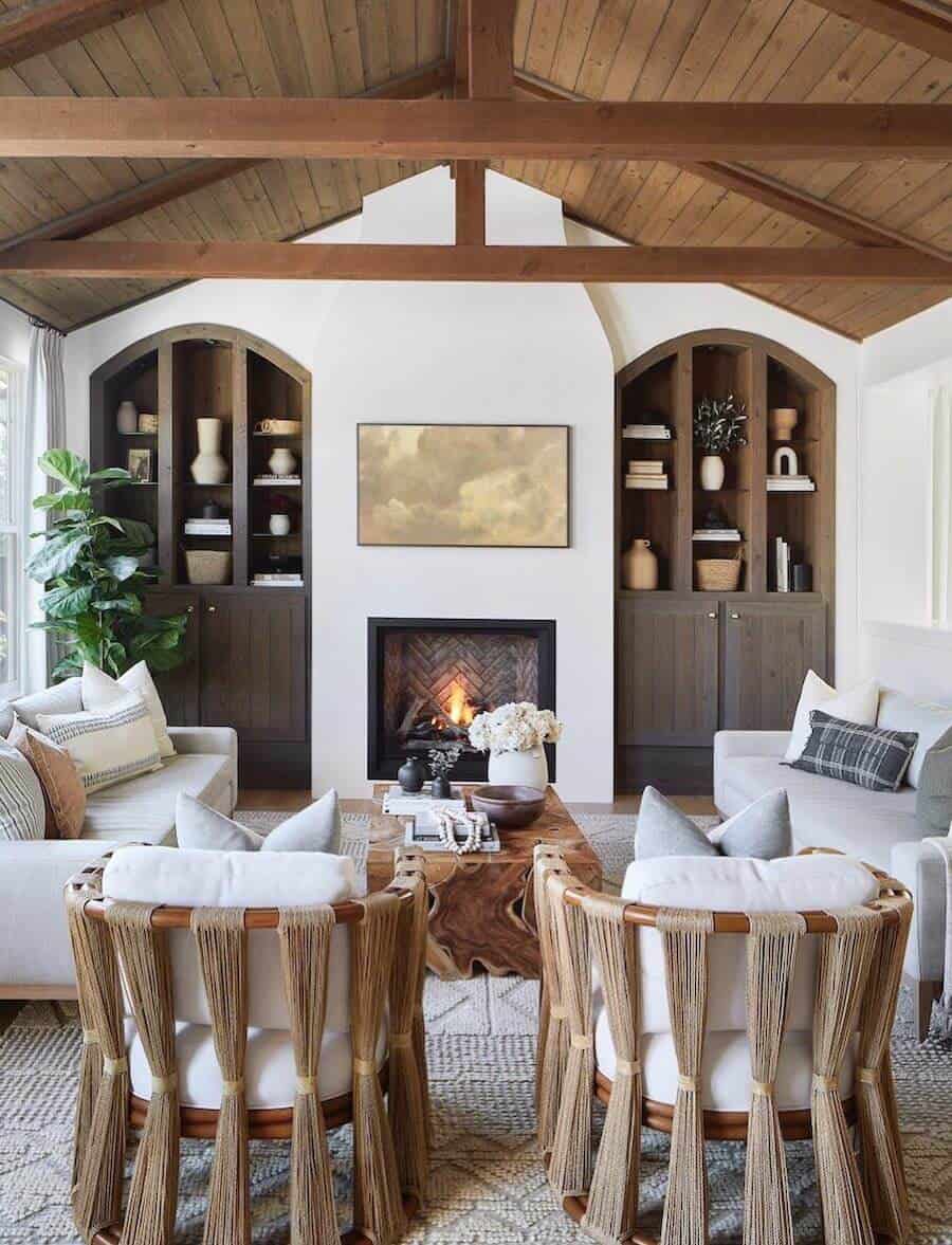 Coastal Furniture in a Minimalist Style