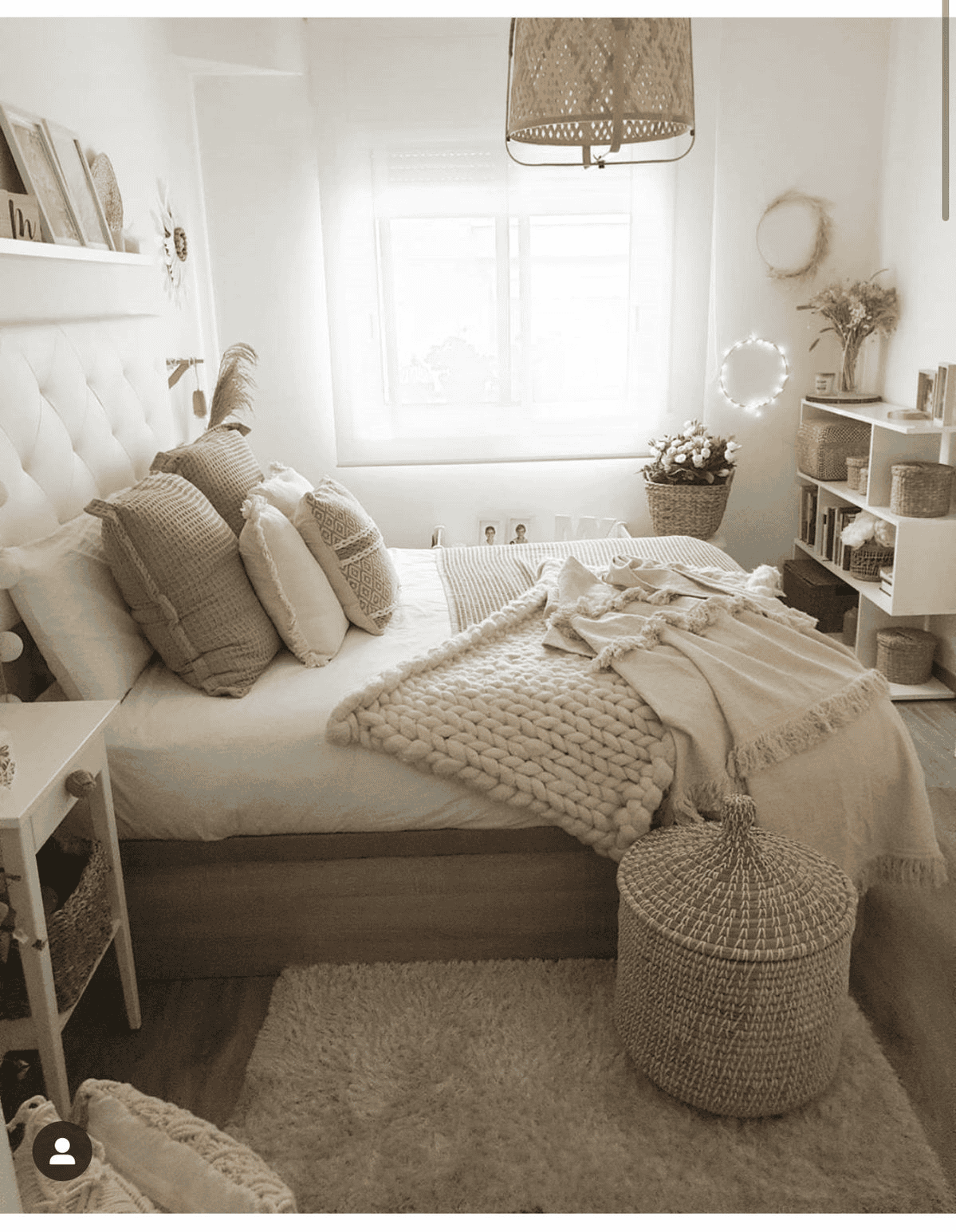 Neutral Tones and Natural Light Brighten the Space